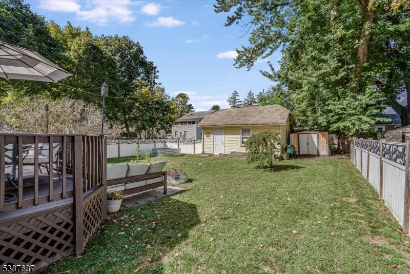 BUDD LAKE - Residential