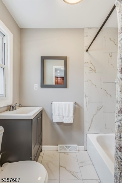 BUDD LAKE - Residential