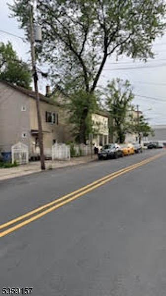 Paterson City, New Jersey 07522, United States, 2 Bedrooms Bedrooms, ,1 BathroomBathrooms,Residential,Active,133283