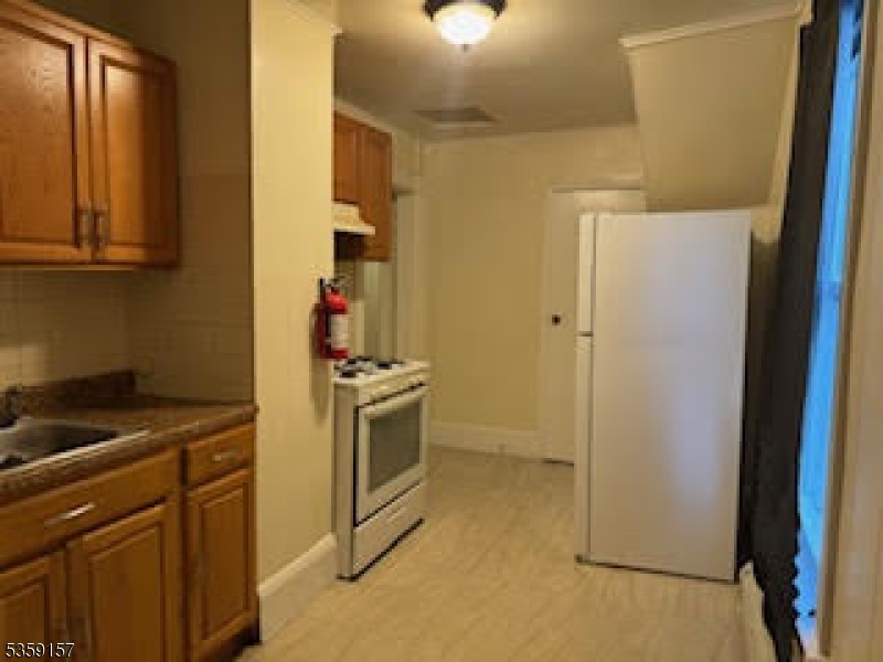 Paterson City, New Jersey 07522, United States, 2 Bedrooms Bedrooms, ,1 BathroomBathrooms,Residential,Active,133283