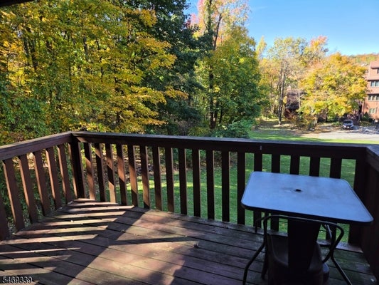 2 VILLAGE WAY UNIT 7, VERNON, NJ 07462 - Image bbf47c9eff7093754bfa8bc01b60b3dd/2492674841