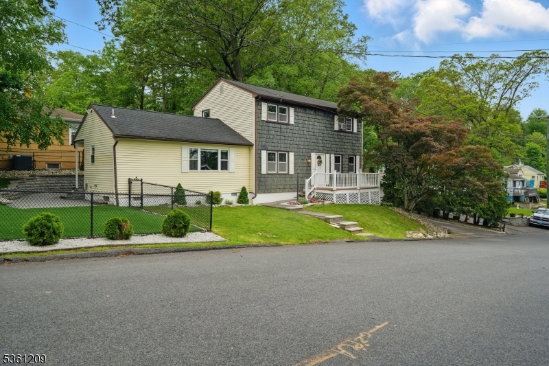 Shore Hills - Residential