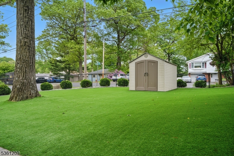 Shore Hills - Residential