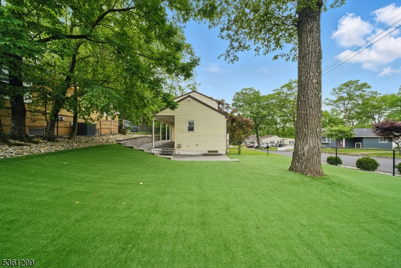 Shore Hills - Residential