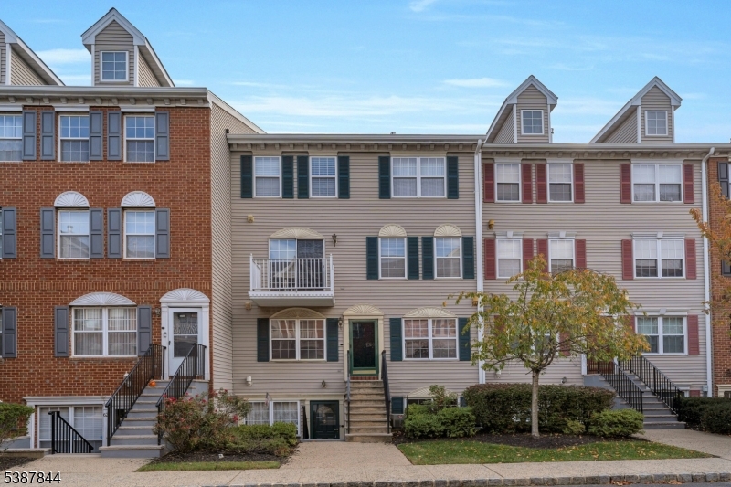 SOCIETY HILL - Residential