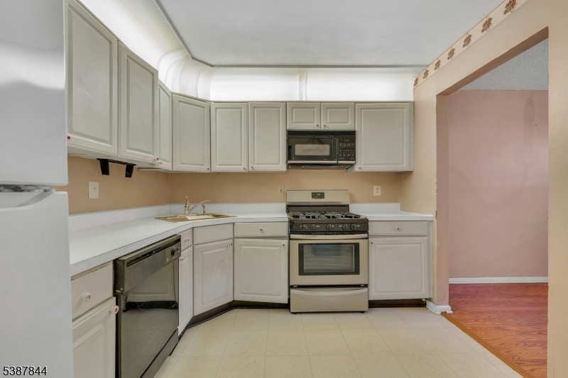 SOCIETY HILL - Residential