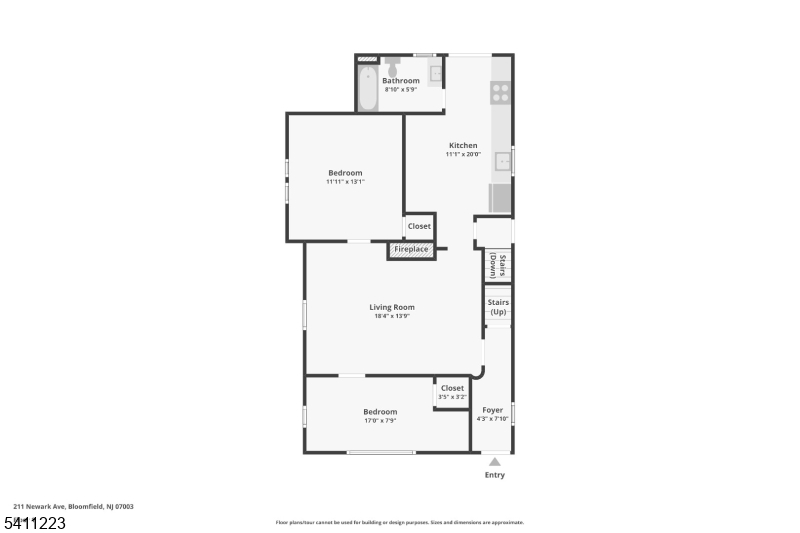 Main image without alt text