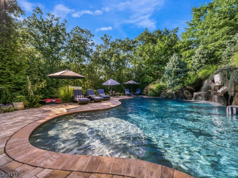 Cobble Stone Woods - Residential