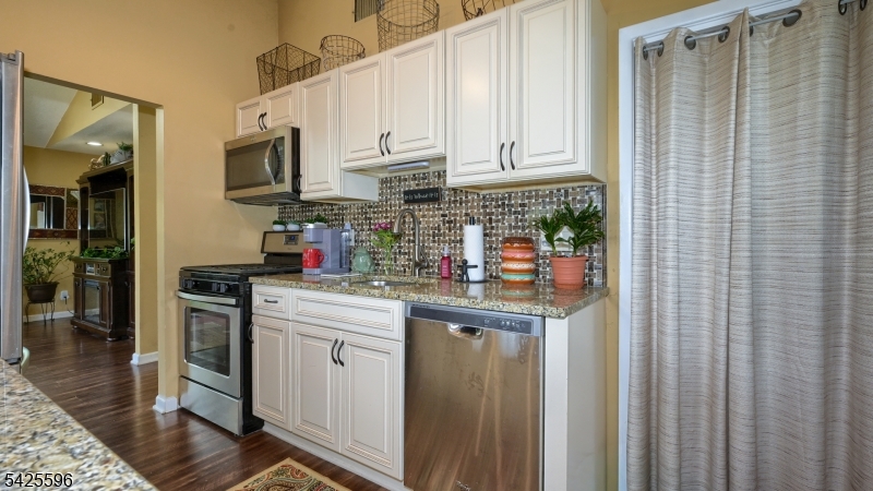 PACKANACK LAKE - Residential