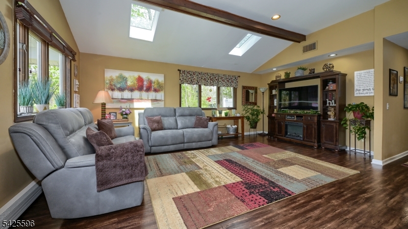 PACKANACK LAKE - Residential