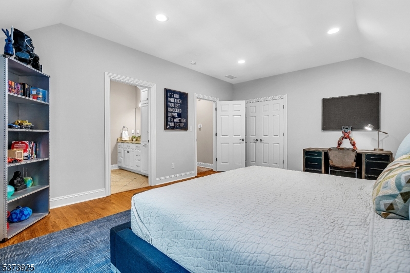 Bernardsville Mountain - Residential