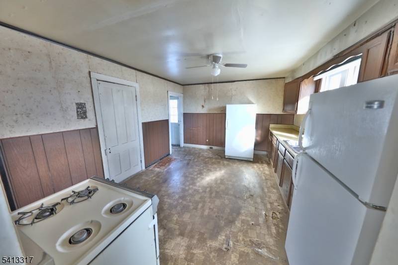 Route 23 - Residential