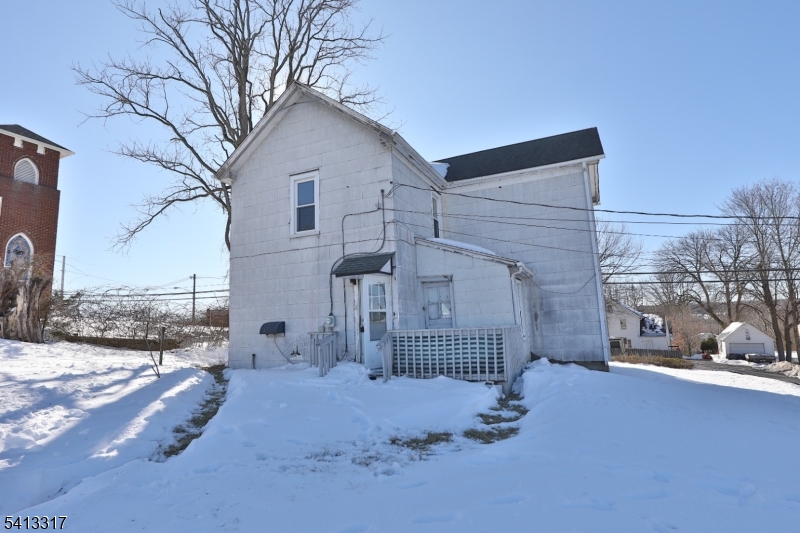 Route 23 - Residential