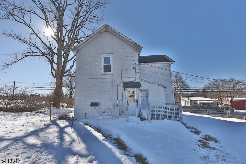 Route 23 - Residential