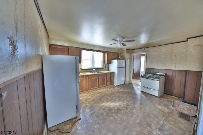 Route 23 - Residential