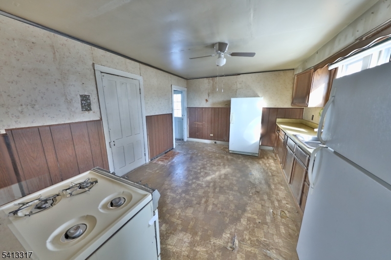 Route 23 - Residential