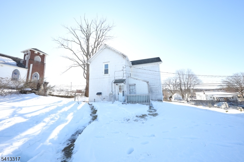 Route 23 - Residential