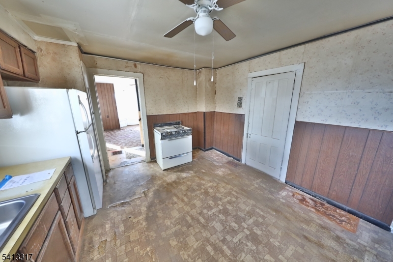 Route 23 - Residential