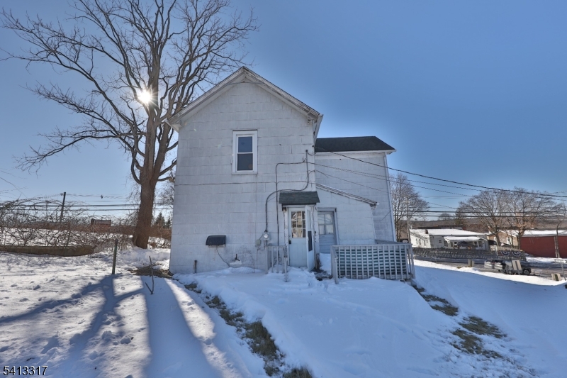 Route 23 - Residential