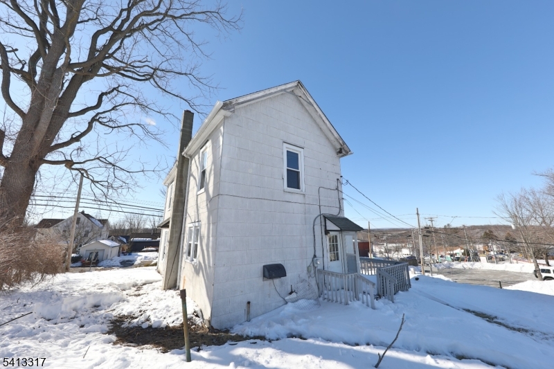 Route 23 - Residential