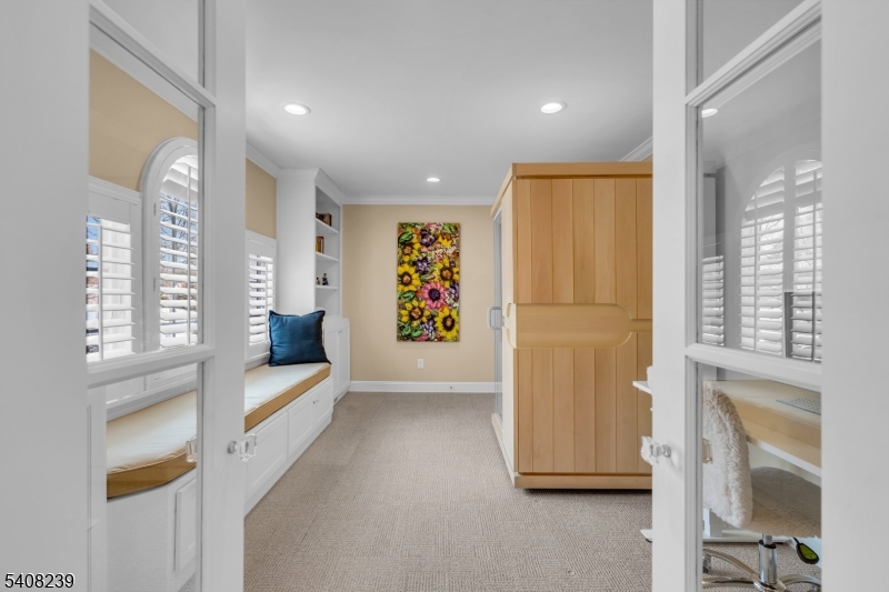 Rolling Hill - Residential