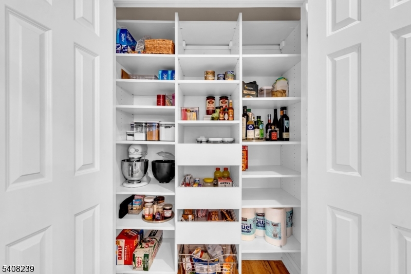 Rolling Hill - Residential