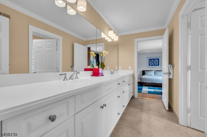 Rolling Hill - Residential