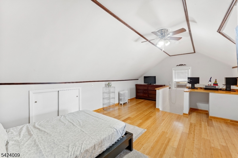 Elmora - Residential