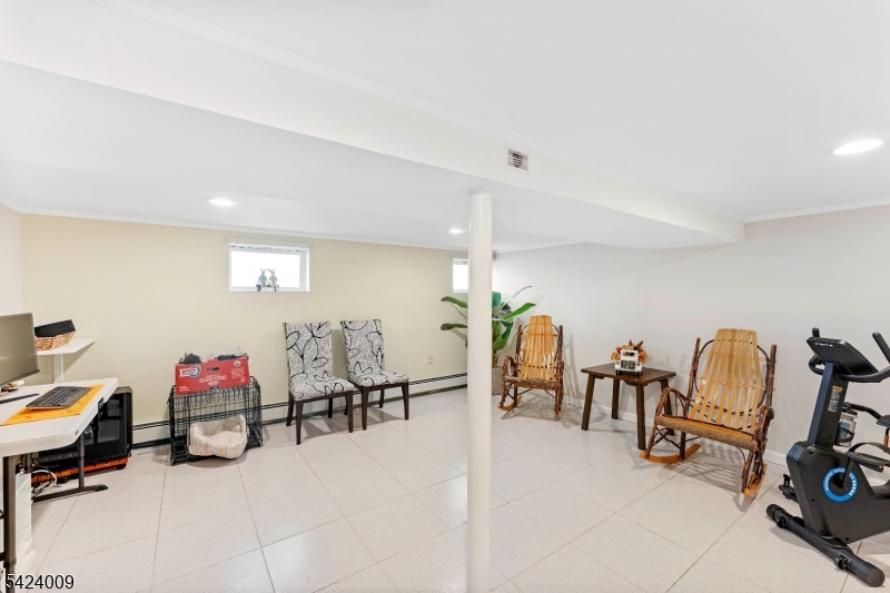 Elmora - Residential