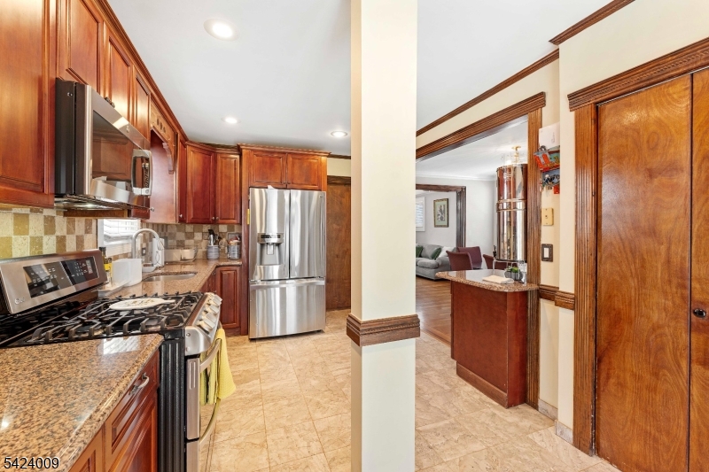 Elmora - Residential