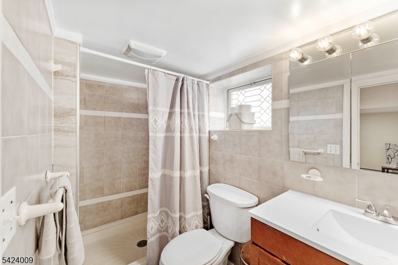 Elmora - Residential