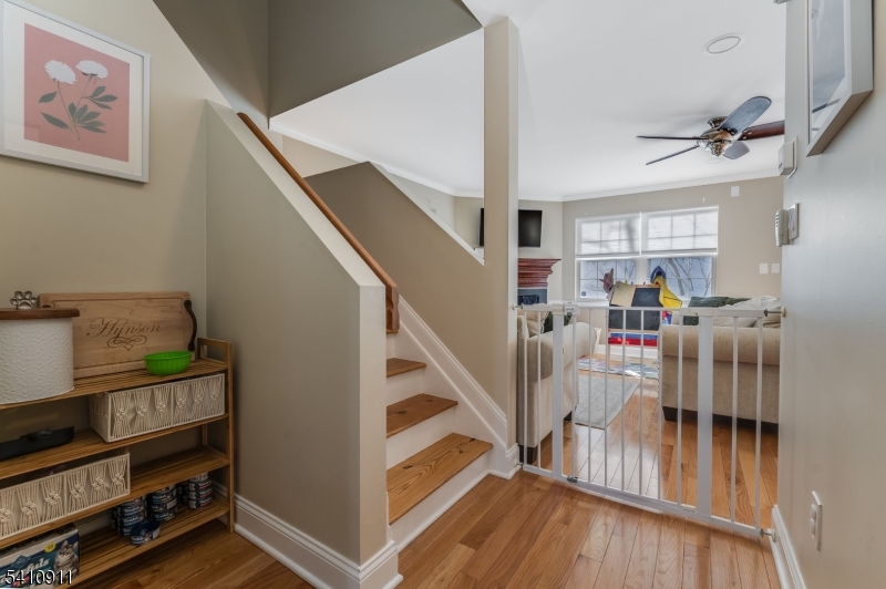 Season Glenn - Residential