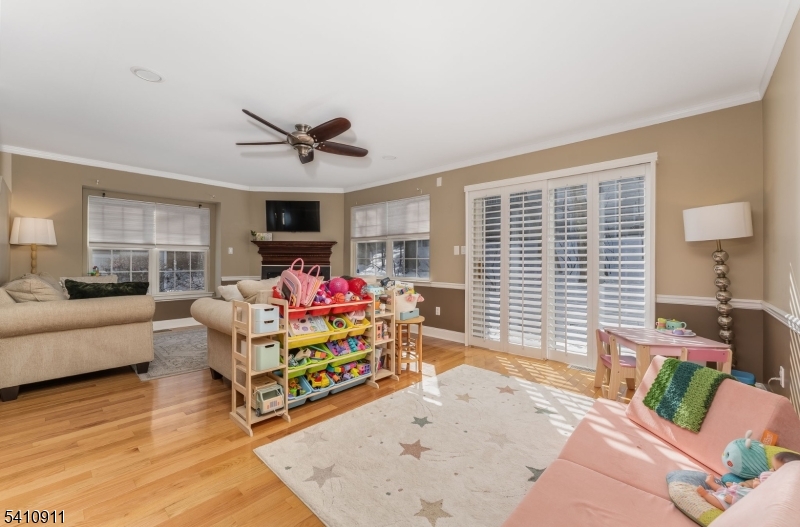 Season Glenn - Residential