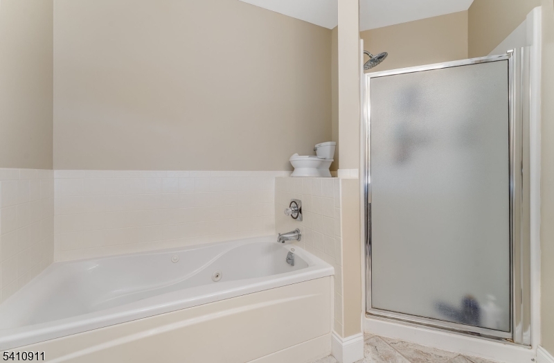 Season Glenn - Residential