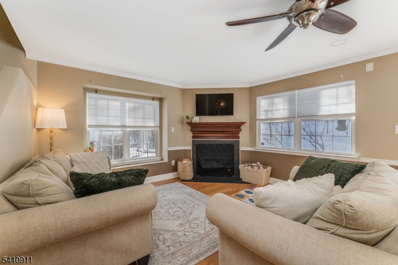 Season Glenn - Residential