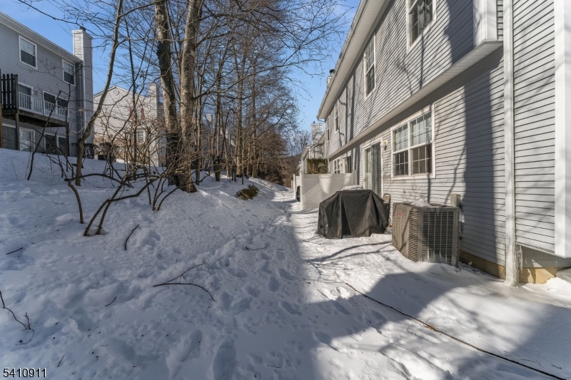 Season Glenn - Residential