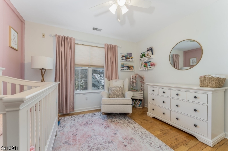 Season Glenn - Residential