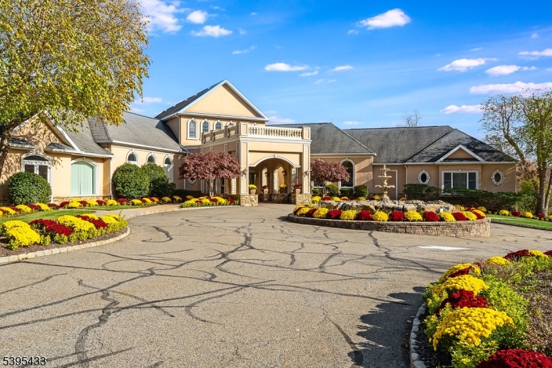 Fox Hills - Residential