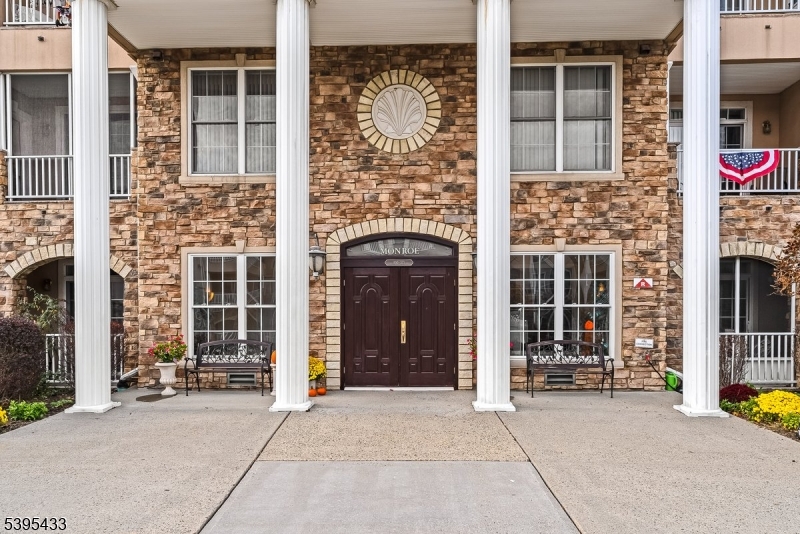 Fox Hills - Residential