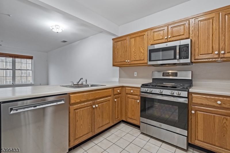 Fox Hills - Residential