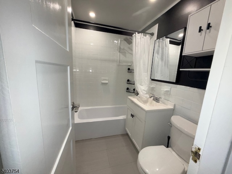 Regency - Residential Lease