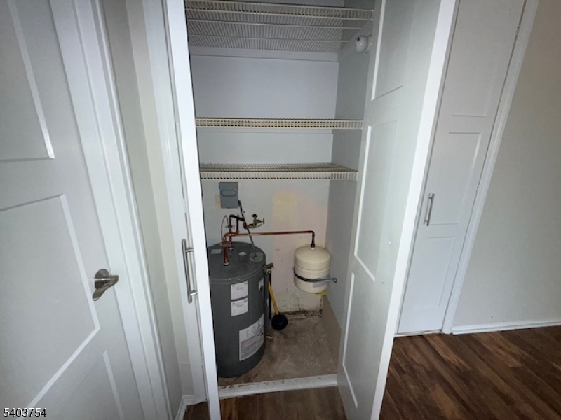 Regency - Residential Lease