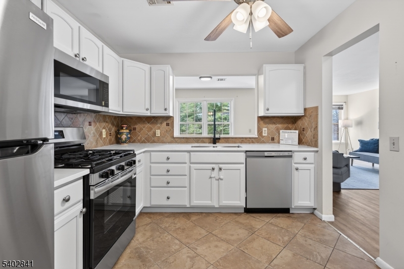 Evergreen Condo - Residential