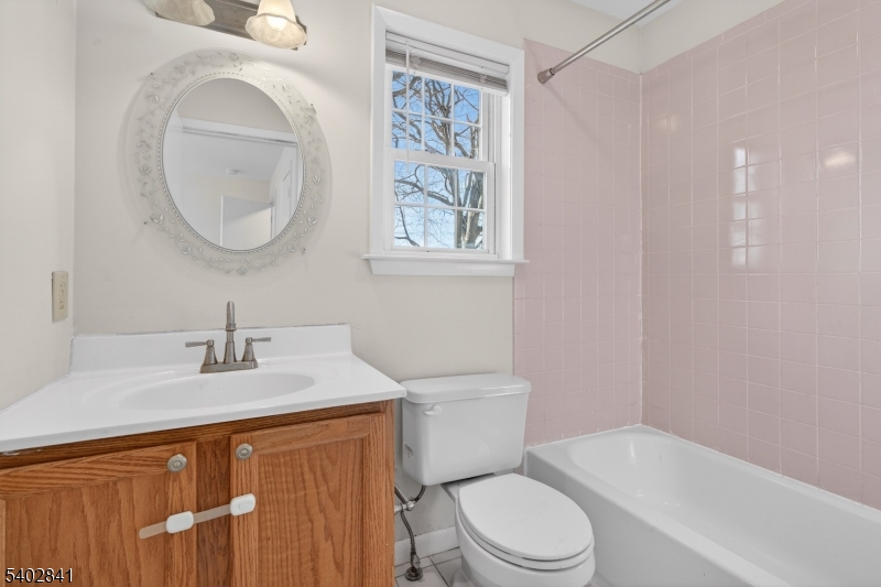 Evergreen Condo - Residential