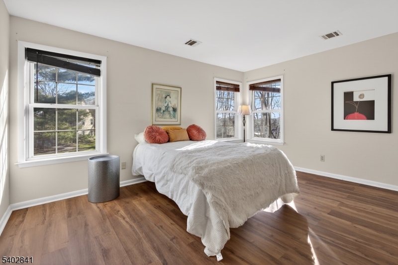 Evergreen Condo - Residential