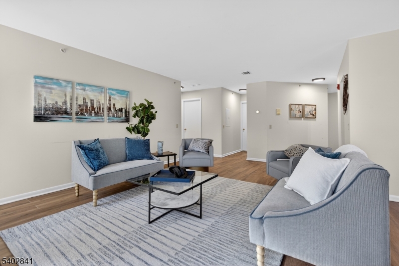 Evergreen Condo - Residential