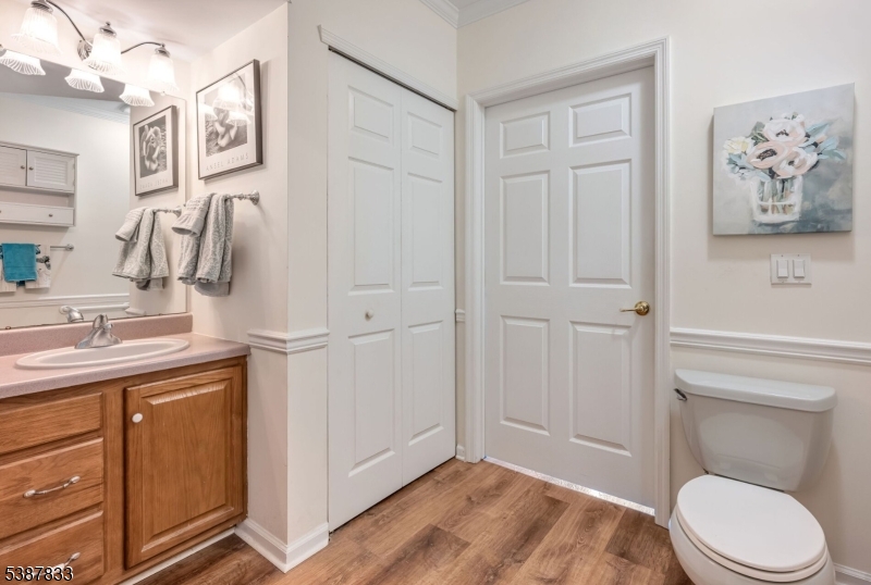 Fox Hills - Residential