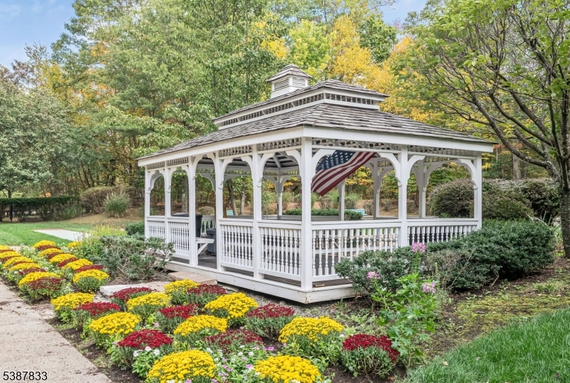 Fox Hills - Residential