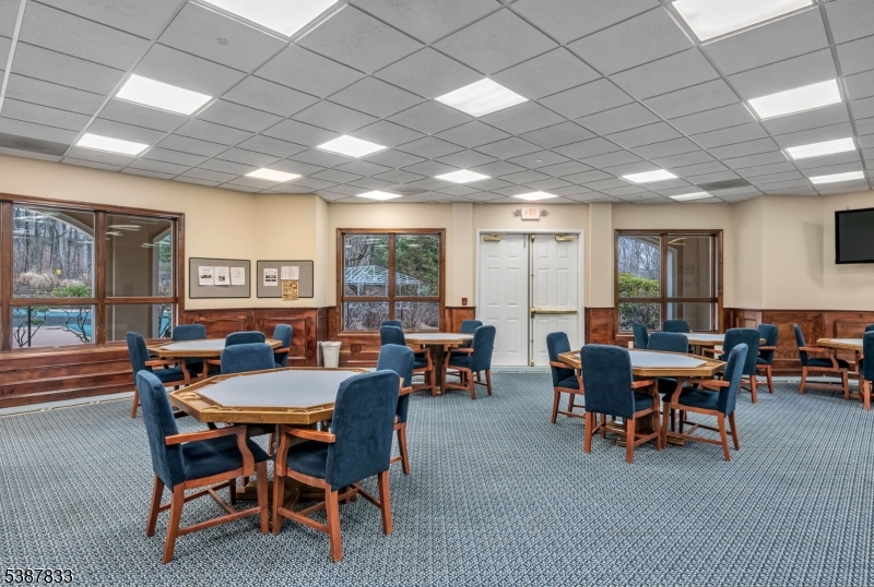 Fox Hills - Residential