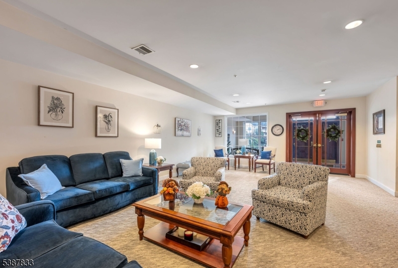 Fox Hills - Residential